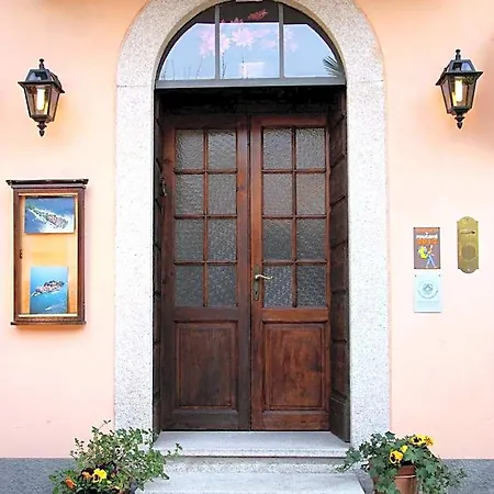La 2*